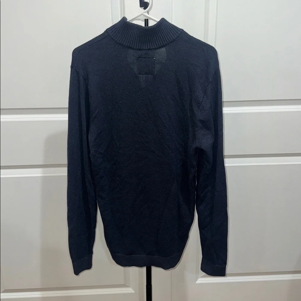Hollister Men's Dark Blue Zip-Up Sweater - Picture 3 of 4